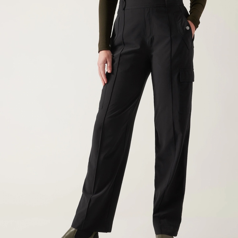 NWT GREEN Athleta Vienna Cargo Pant